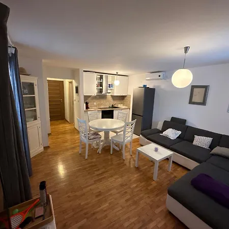 Apartman 0 *